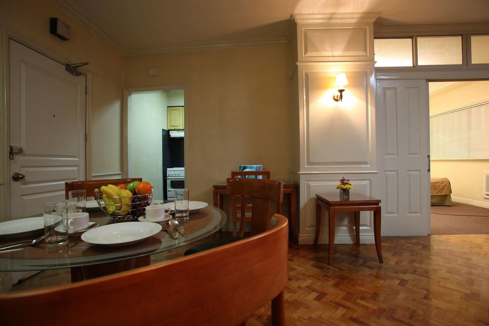 ซันนี เบย์ สวีท Hotel มะนิลา ภายนอก รูปภาพ